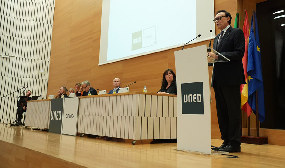 La Junta destina 7,4 millones a los centros de la UNED en Andalucía para reforzar la educación online