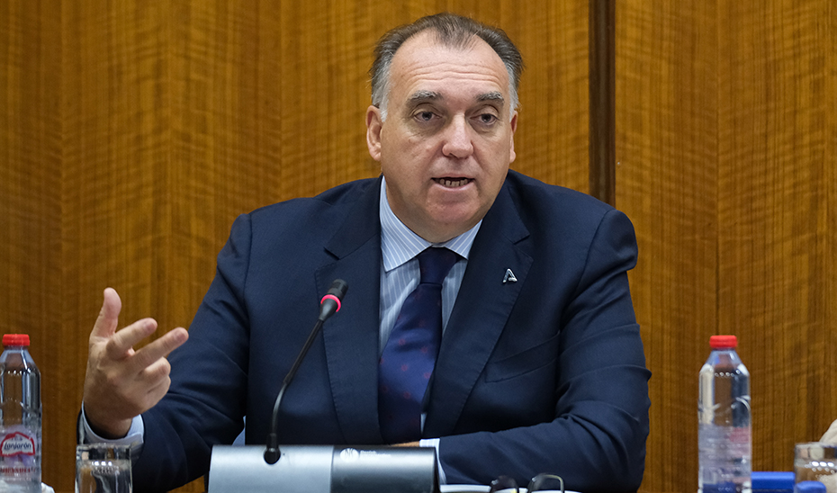 La Junta cumple su Estrategia de Conectividad Aérea, con 44.000 asientos más desde 2023