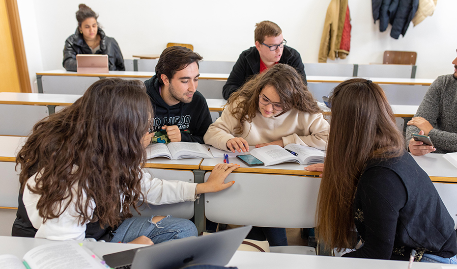Autorizada la implantación de dos nuevos títulos en la programación académica de la UMA y la US