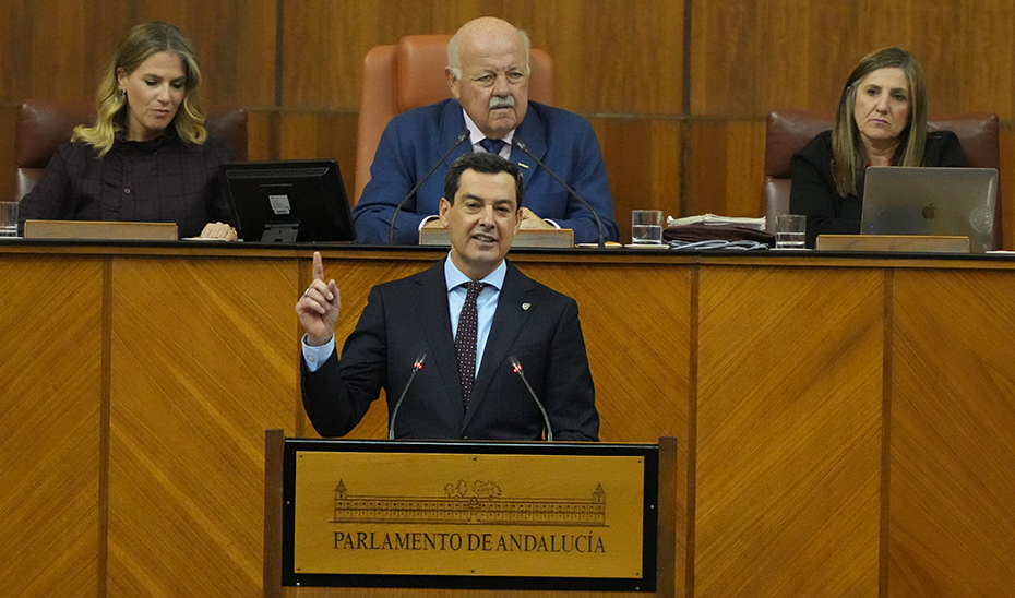 Moreno defiende la dignidad de Andalucía frente a los privilegios: «No vivimos de la caridad de nadie»