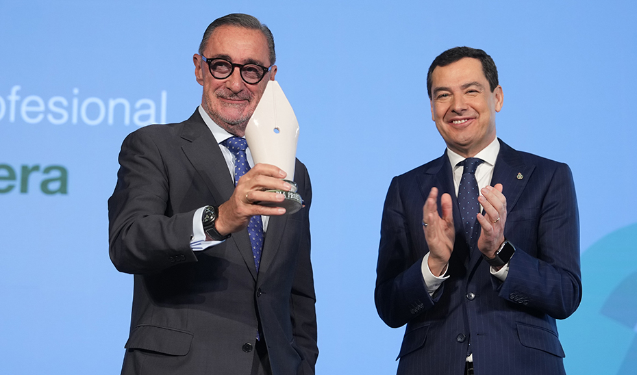 Moreno, a los periodistas: «En el mundo en que vivimos, la sociedad os necesita más que nunca»