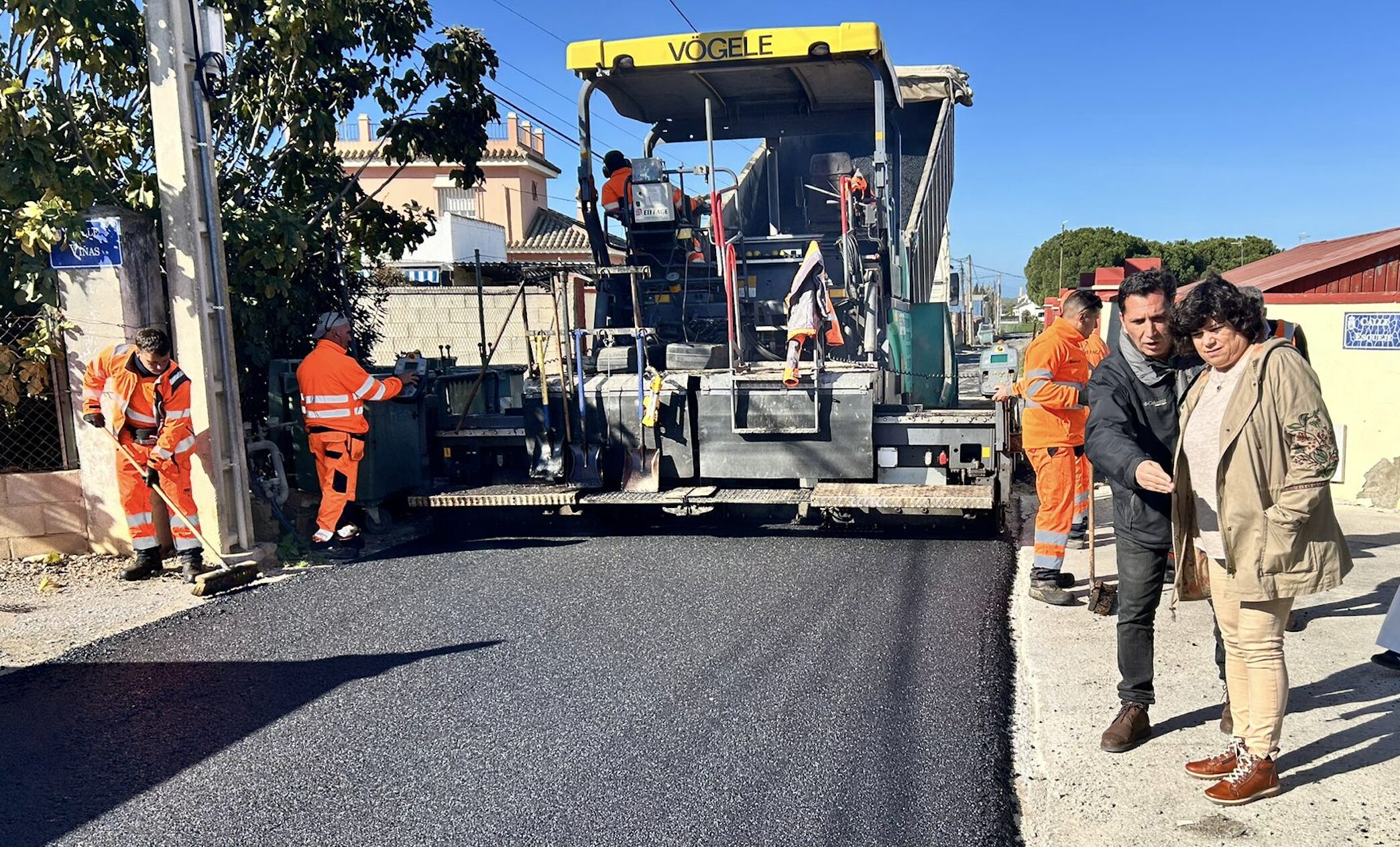 Comienzan las obras de reasfaltado en el Callejón del Fresjo