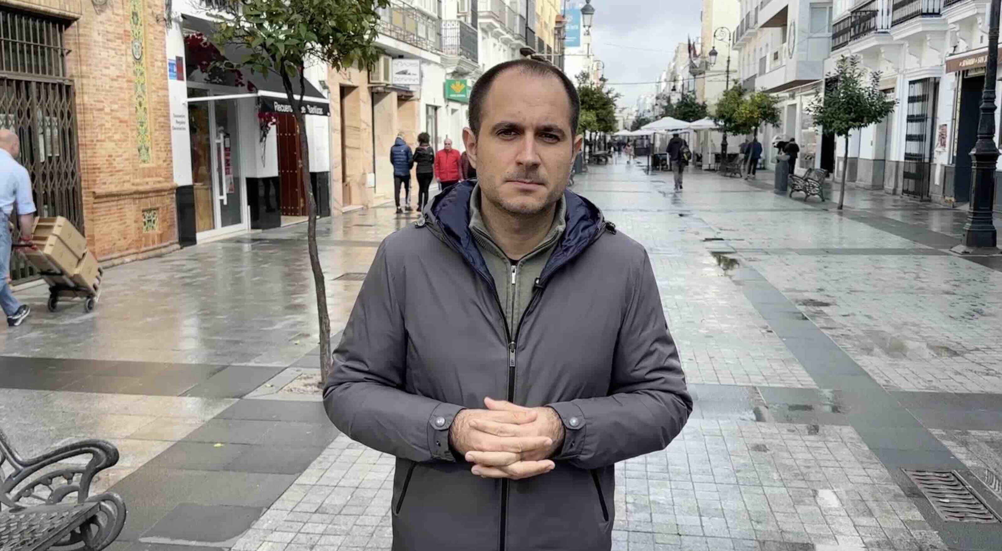 El PSOE advierte de "la navidad más triste" y critica la falta de planificación municipal ante el inicio de la Navidad en Sanlúcar