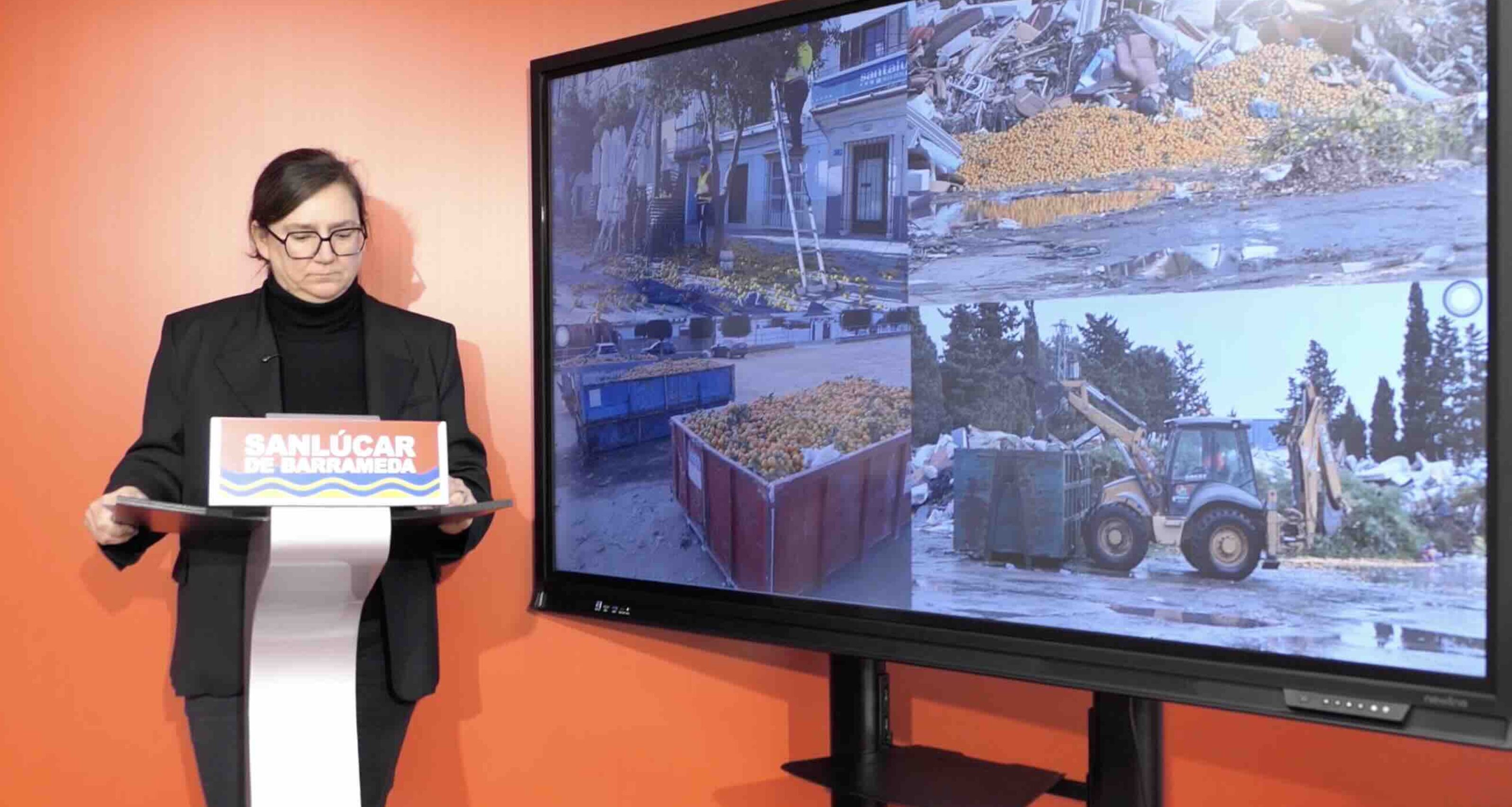 El PSOE denuncia un posible caso de explotación laboral en la recogida de naranjas en Sanlúcar