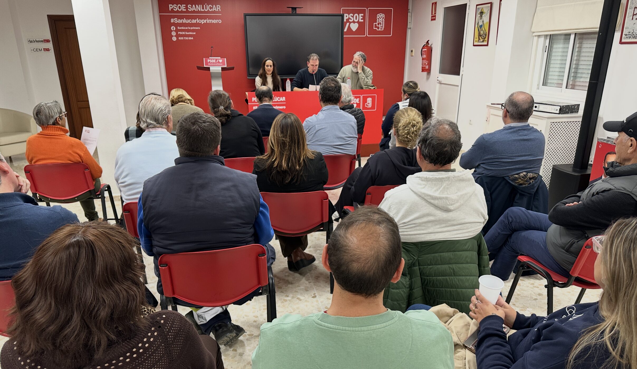 El PSOE hace balance del año denunciando el "retroceso histórico de la ciudad por la torpeza y autoritarismo de Carmen Álvarez"