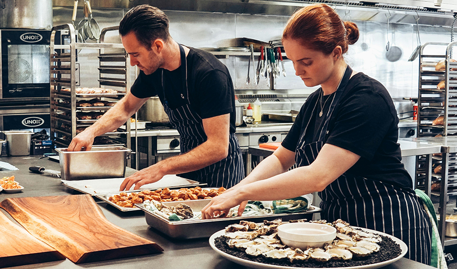 El paro cae hasta los 583.057 desempleados en Andalucía tras liderar el descenso nacional