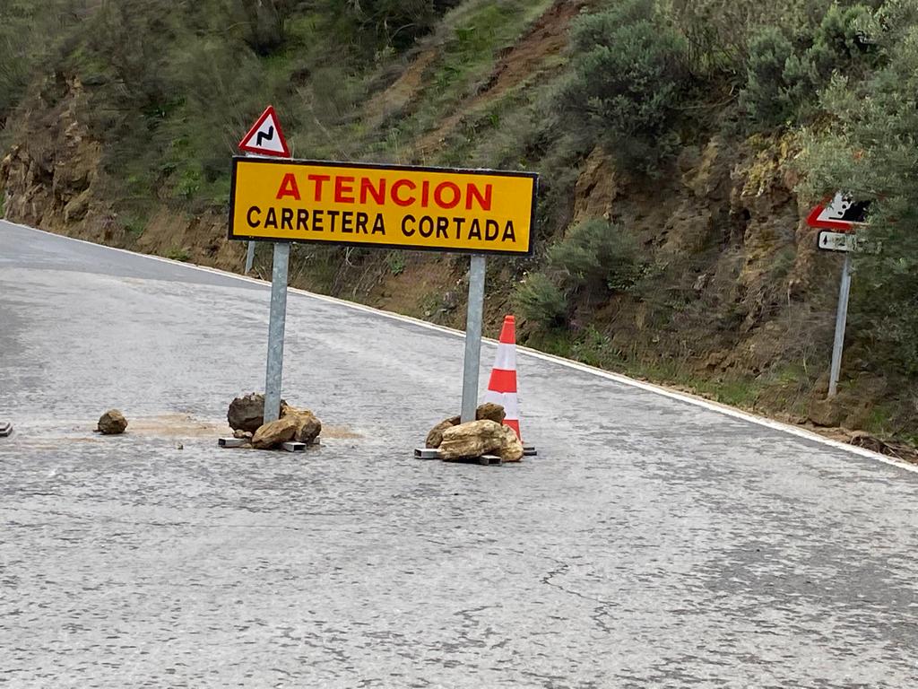 ​Cortada al tráfico un tramo de la carretera Jimena