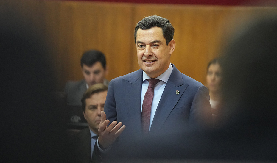 Moreno destaca «la grandeza del pueblo andaluz» con las víctimas de Adamuz y los afectados del temporal