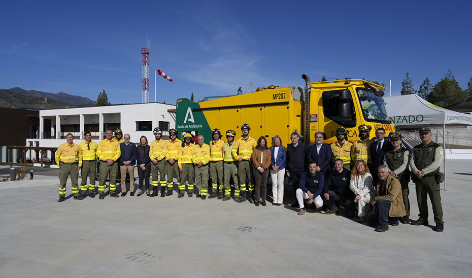 La Junta de Andalucía inaugura las instalaciones de la nueva base de EMA Infoca Sierra de las Nieves
