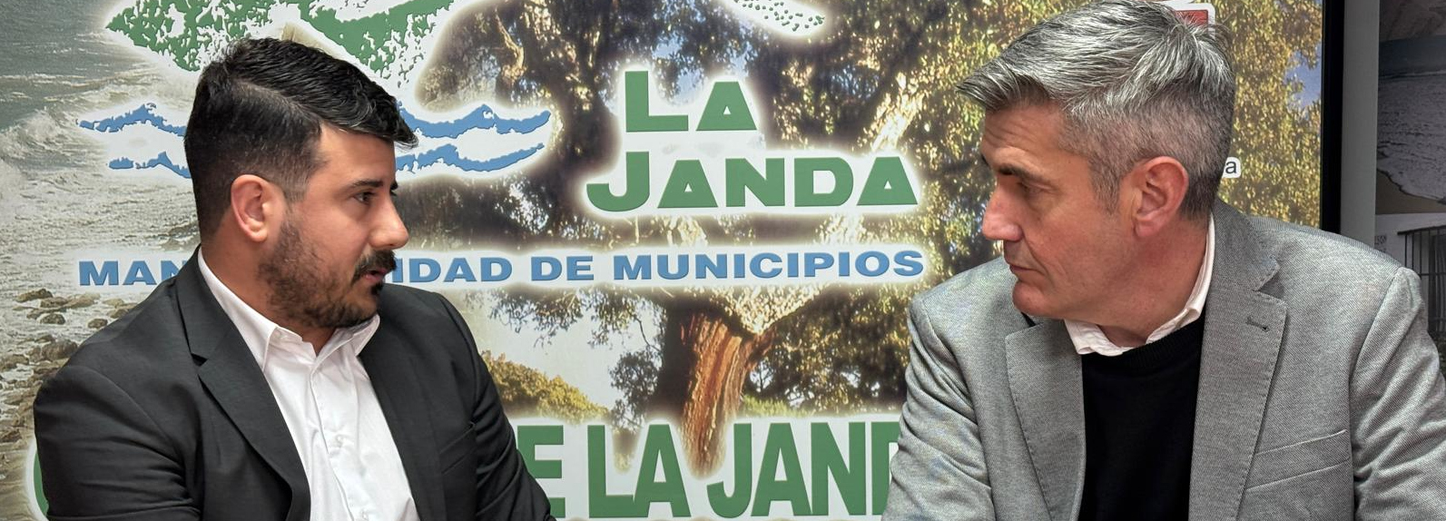 Recaudación seguirá colaborando con la Mancomunidad de La Janda para mejorar la financiación de sus servicios