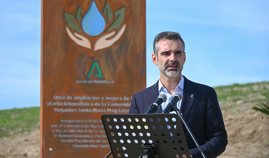 Inaugurada la ampliación de una planta fotovoltaica en Mengíbar que reduce costes a los regantes
