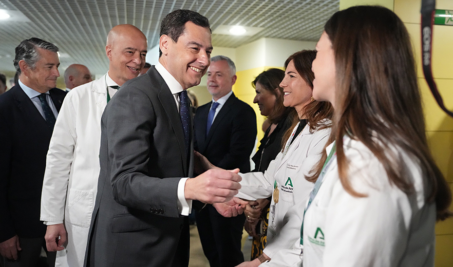 Moreno destaca la excelencia del Reina Sofía y su «papel clave» en la historia de la sanidad andaluza
