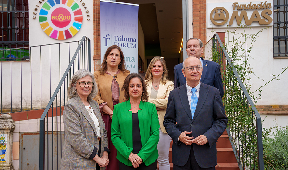 Catalina García aborda en Sevilla la sostenibilidad de la industria alimentaria y la reducción del desperdicio