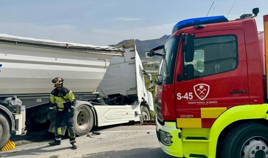 Un fallecido y un herido en un accidente de tráfico en la A-357 en Pizarra