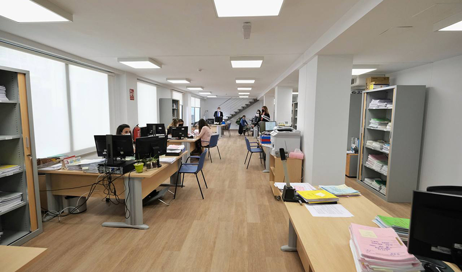 El BOJA publica la ampliación de las plantillas de funcionarios en nueve Oficinas Fiscales