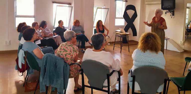 El programa Saberes Feministas ofrece talleres a asociaciones de mujeres