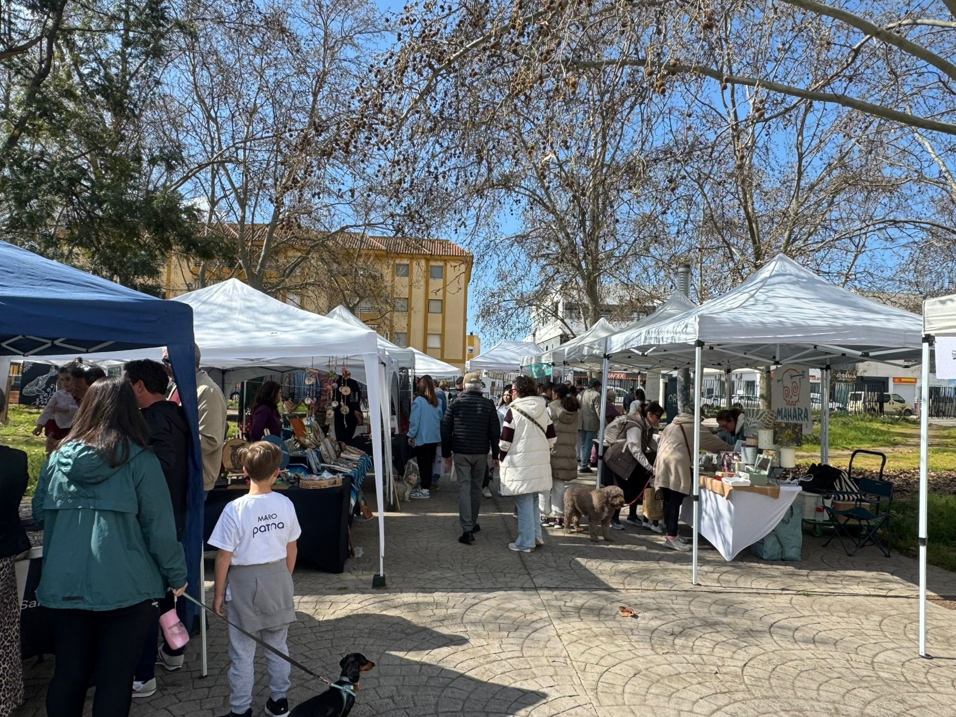 El Mercado de Artesanos regresa este domingo al Parque de los Scouts con actividades y degustaciones
