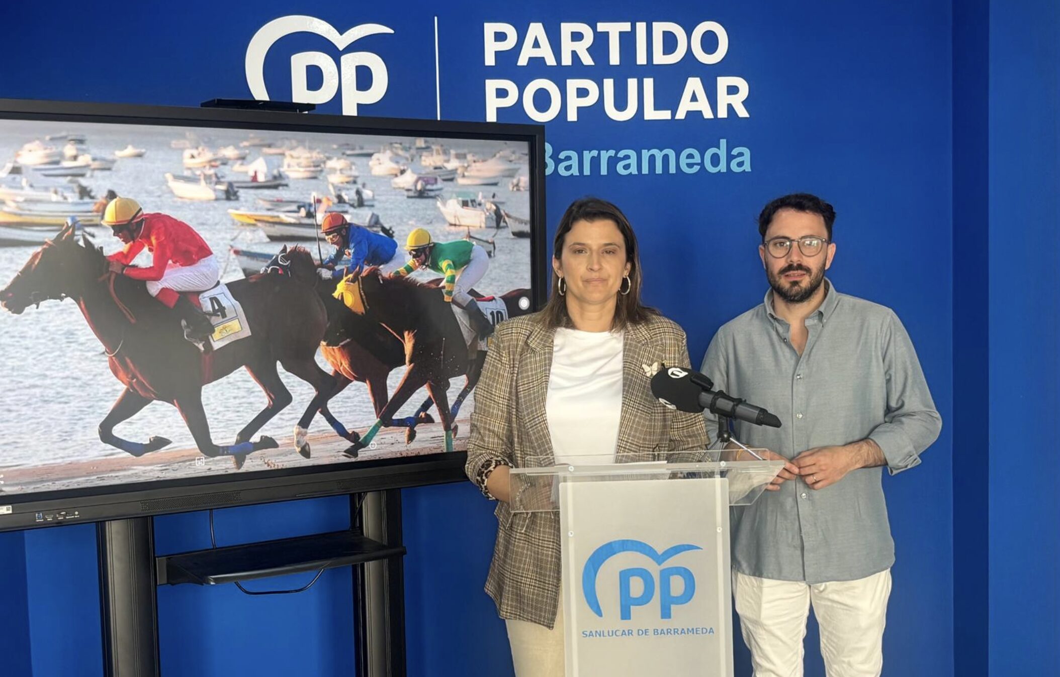 El PP pide la Medalla de Oro de Sanlúcar para las Carreras de Caballos y reclama apoyo del Gobierno a su candidatura ante la Unesco