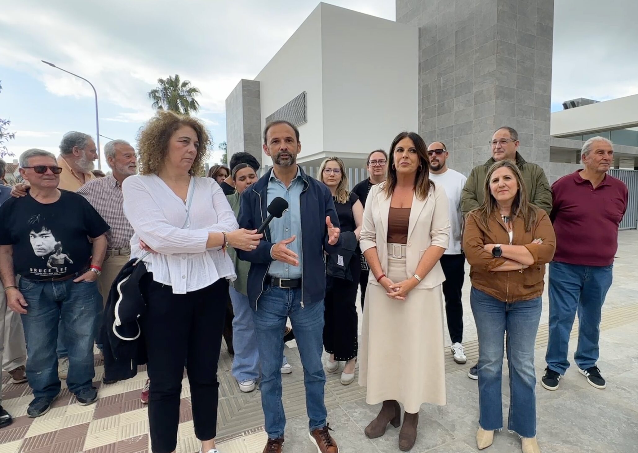 El PSOE denuncia que el centro de salud de La Dehesilla sigue cerrado cuatro años después