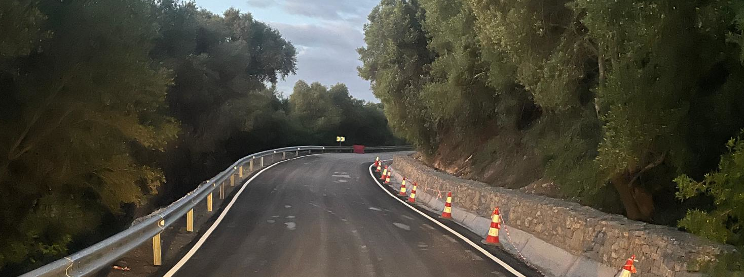 Restablecido el tráfico en la carretera de Pajarete tras finalizar la reparación del deslizamiento causado por las borrascas