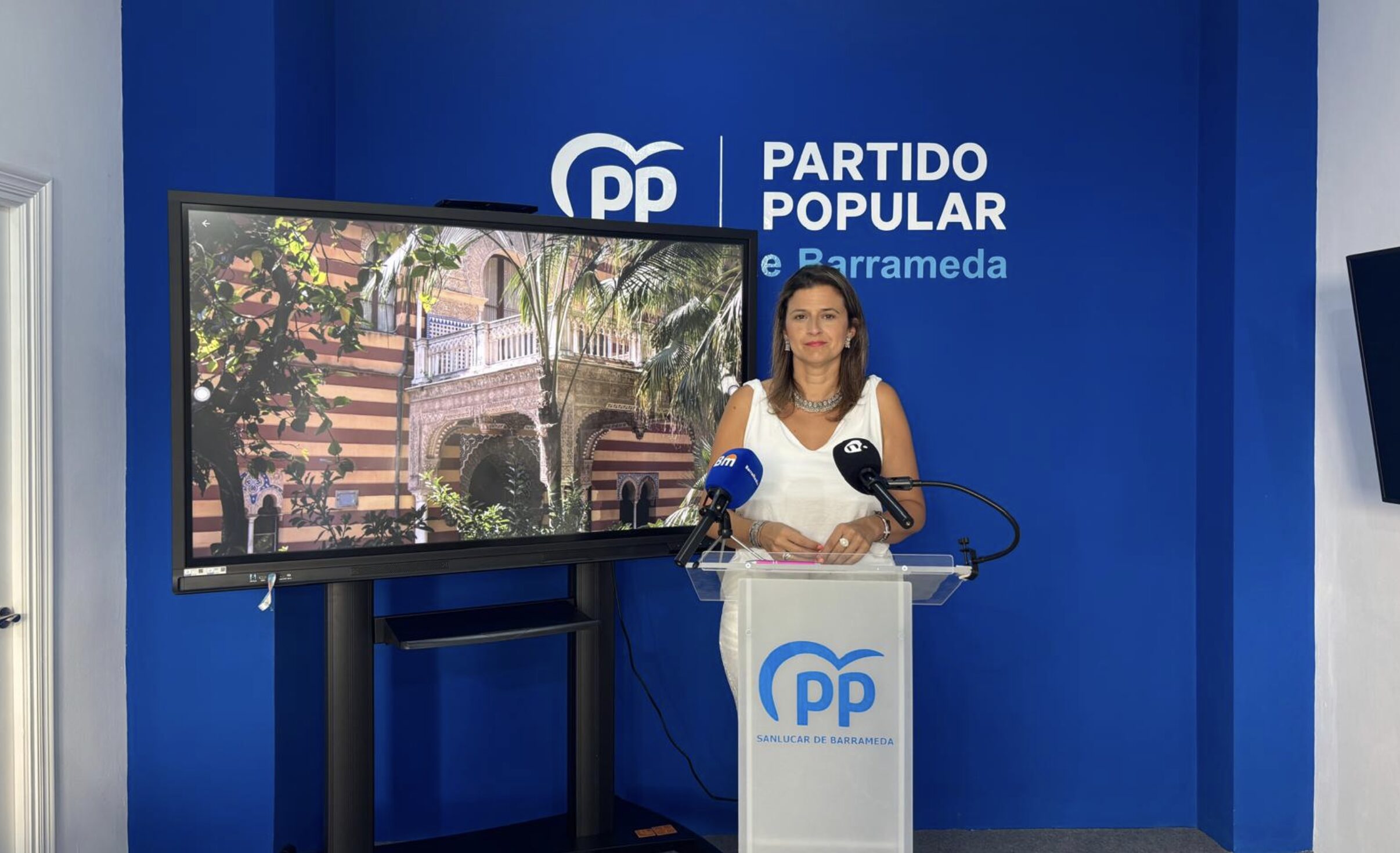 El PP acusa al Gobierno local de incumplir su compromiso con la Policía Local